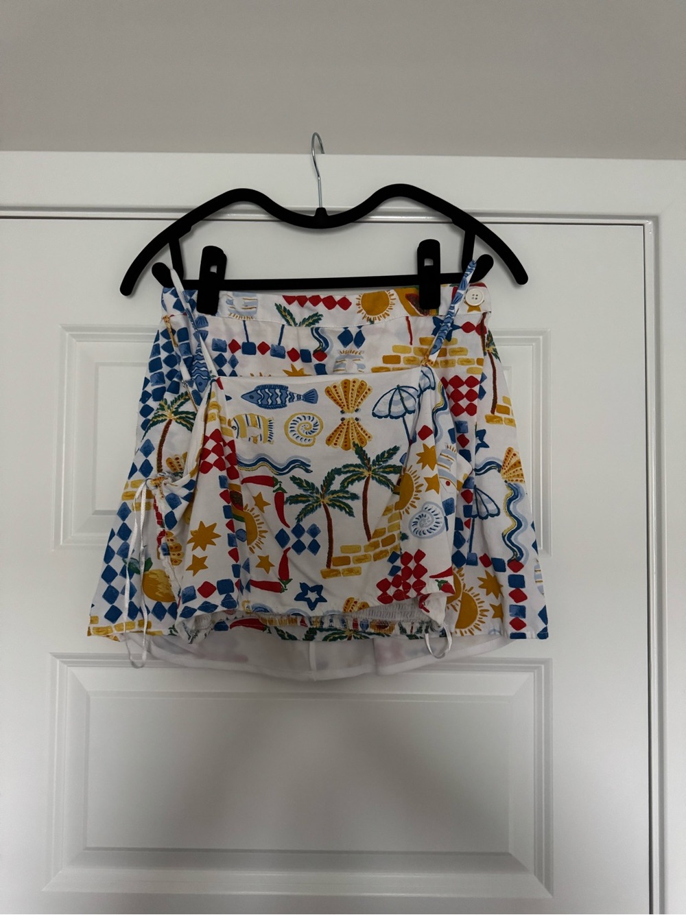 White Printed Women’s Drawstring Shorts